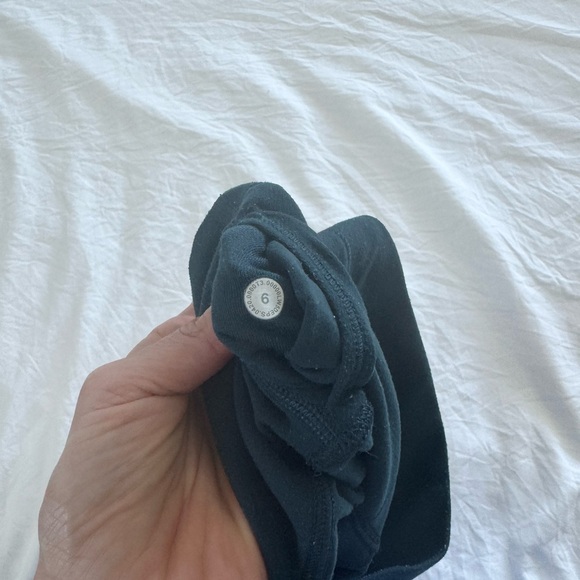 lululemon 25 inch align - Picture 4 of 4